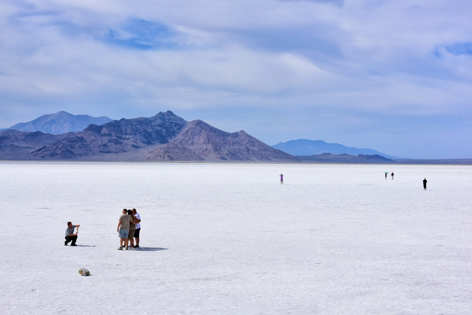 Bonneville Salt Flats – Journey to the Edge of the World