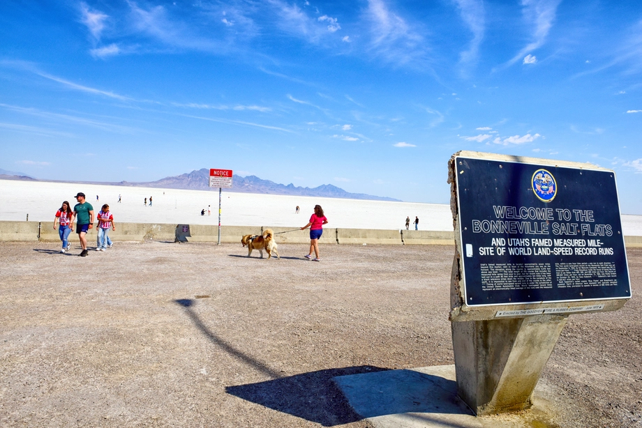 Bonneville Salt Flats – Journey to the Edge of the World
